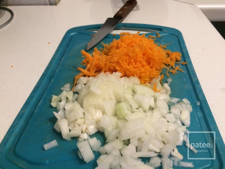 Рубленые котлеты из курицы - Шаг 2