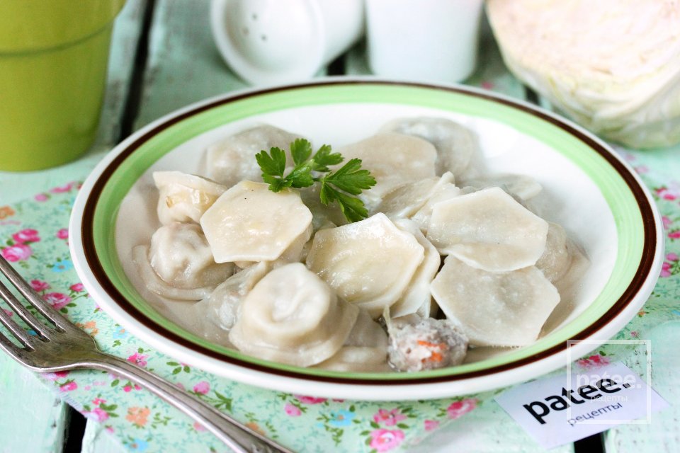 Пельмени с квашеной капустой и фаршем - Шаг 15