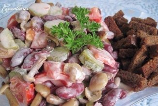 Салат с фасолью "Хрустящий" 