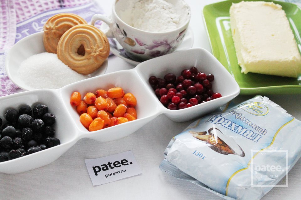 Крамбл с замороженными ягодами - Шаг 1