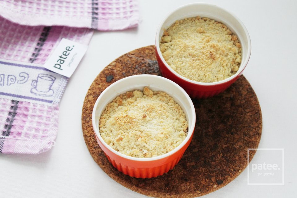 Крамбл с замороженными ягодами - Шаг 14