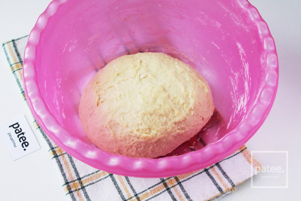 Пирожки дрожжевые с маслятами - Шаг 10