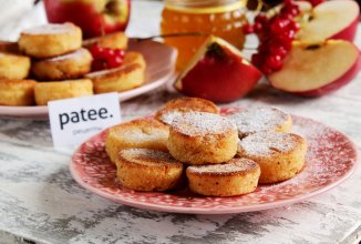 Сырники с манной крупой и яблоком