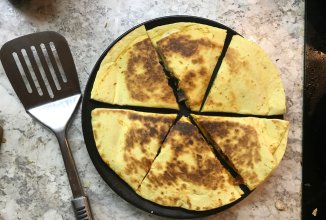 Кесадилья с курицей