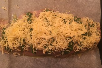 Куриная грудка со шпинатом