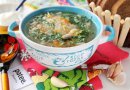 Щи суточные с квашеной капустой и свиной грудинкой