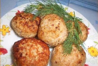 ТЕФТЕЛИ ИЗ ГРЕЧКИ И КУРИНОГО ФИЛЕ