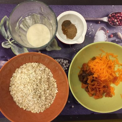 Овсянка "Морковный торт" заряженный витаминами завтрак - Шаг 1