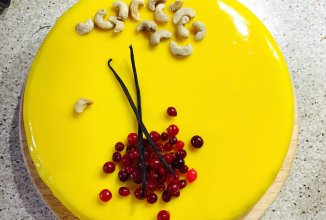 Праздничный медовик