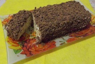 Творожный торт с печеньем без выпекания.