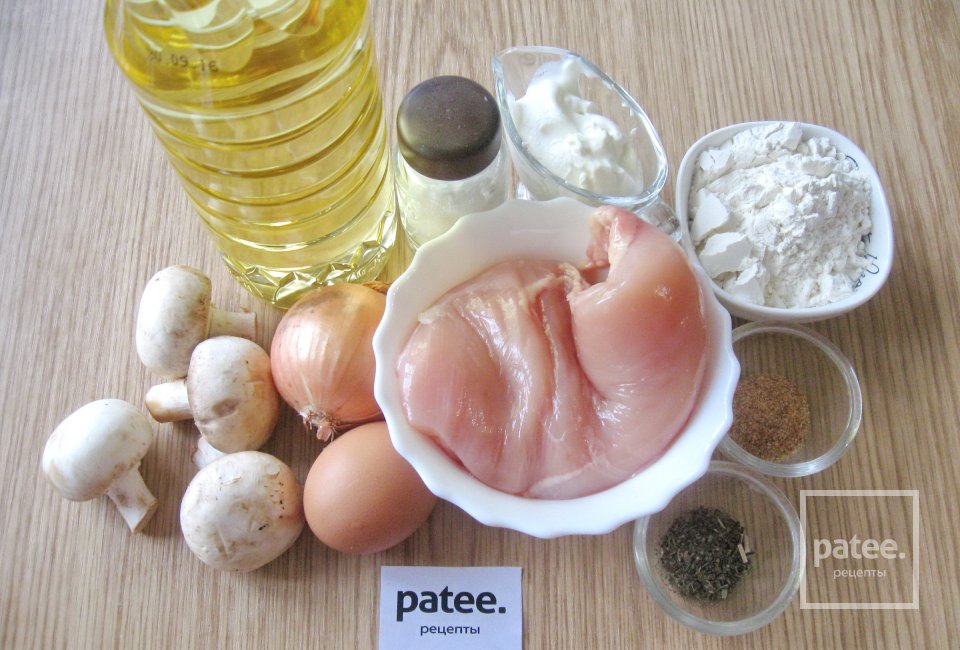 Куриные отбивные с грибами в кляре - Шаг 1