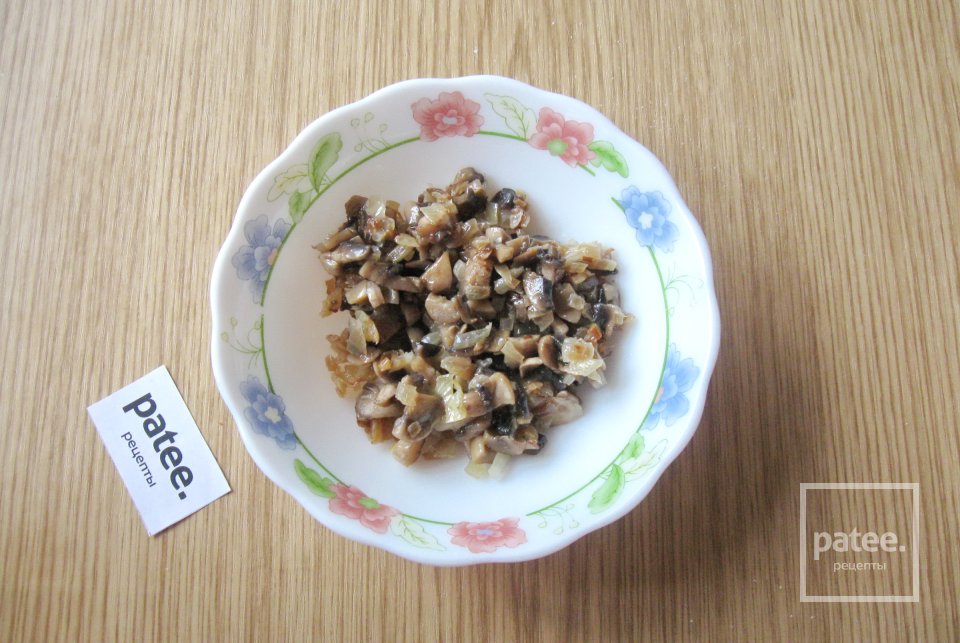 Куриные отбивные с грибами в кляре - Шаг 8