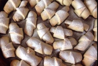 Рогалики с яблочно-ореховой начинкой