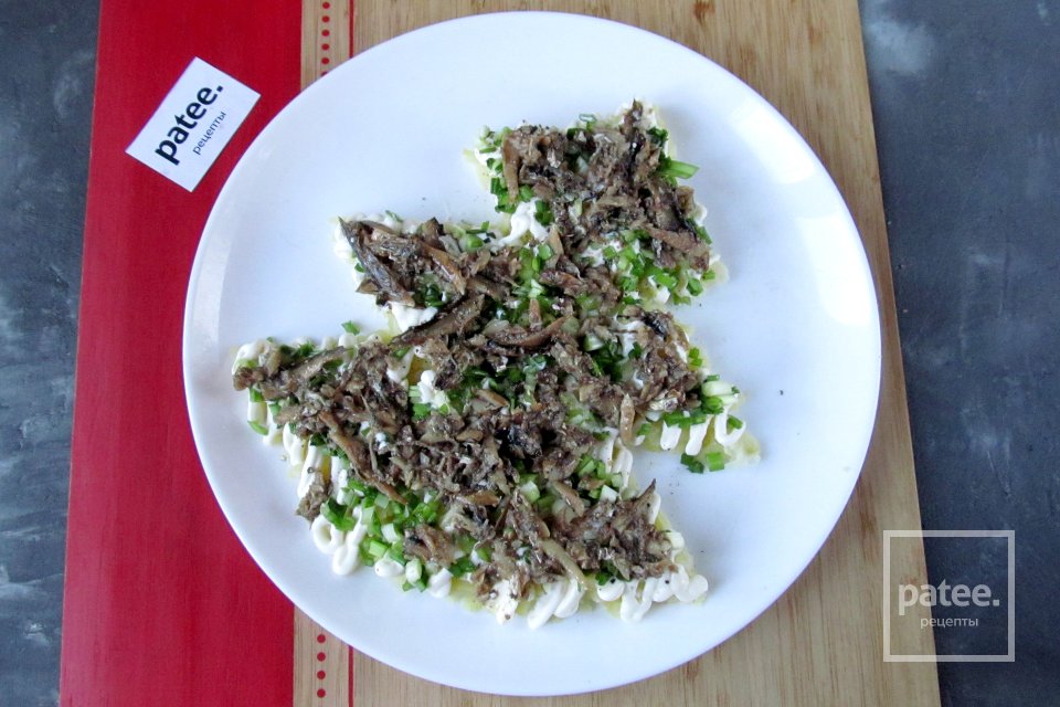 Салат на Новый год "Ёлочка" - Шаг 9