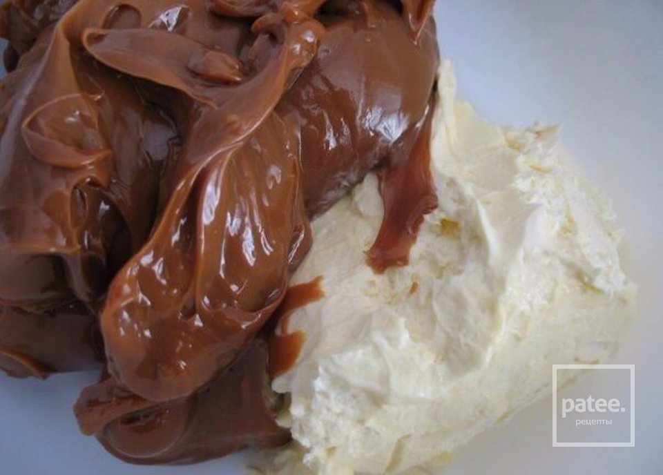 ВАФЕЛЬНЫЙ ТОРТ СО СГУЩЕНКОЙ И ШОКОЛАДОМ 🍰 - Шаг 1