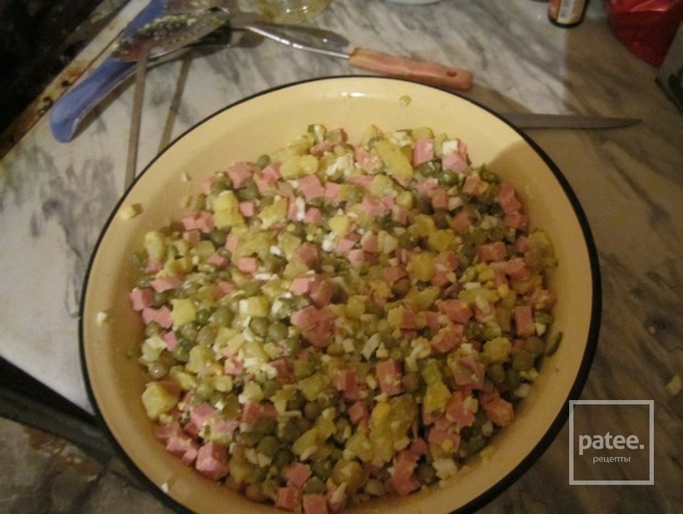 Салат "Оливье" (Ретро) - Шаг 8