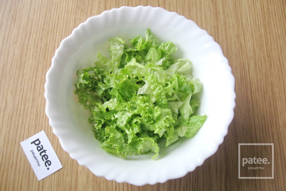 Салат с копченой курицей и сырными шариками - Шаг 6