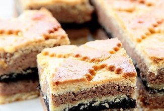 Флуден с орехами и маком