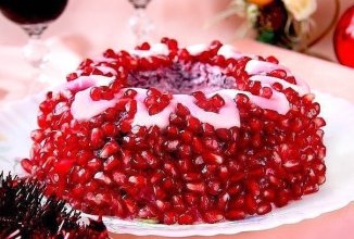 Салат "Гранатовый браслет"