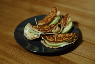 Протеиновые блины с яблоками