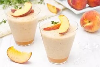 Коктейль из мороженого с соком