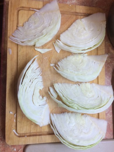 Капустные шницели с сметано-чесночным соусом. - Шаг 1