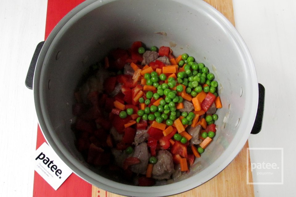 Говядина с овощами и рисом в мультиварке - Шаг 8