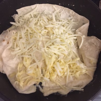 Пирог из лаваша и сыра - Шаг 5