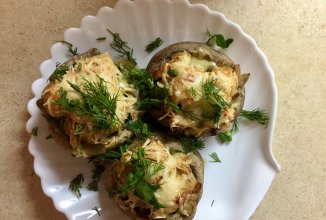 ПП Грибные шляпки , фаршированные курочкой .