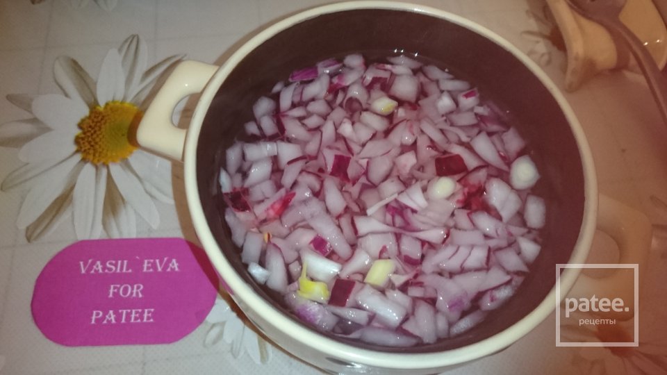 Ветчинный салат "Из продуктов для завтрака" - Шаг 2