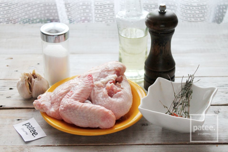 Цыпленок жареный с чесноком и тимьяном - Шаг 1