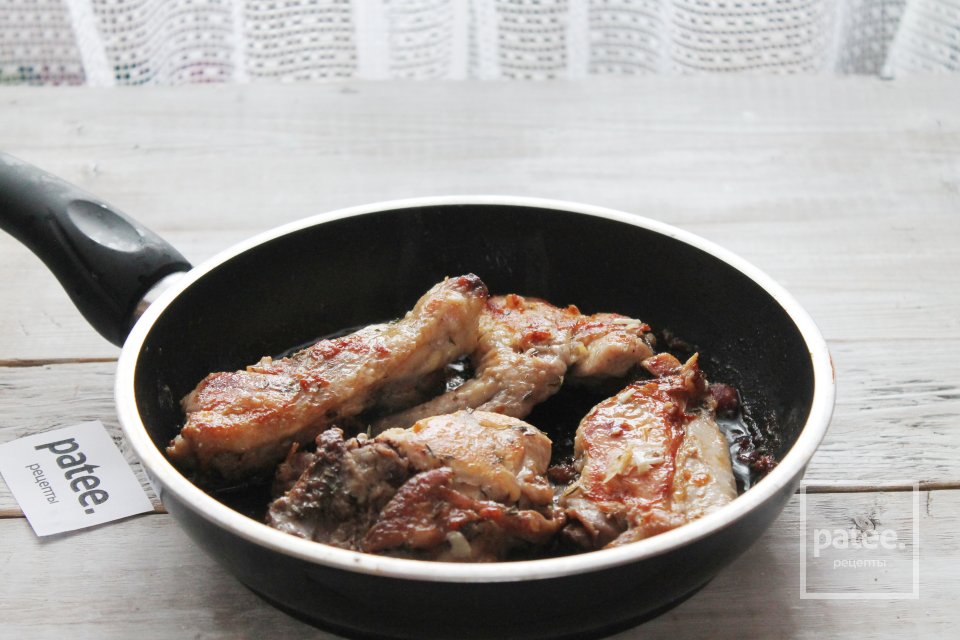 Цыпленок жареный с чесноком и тимьяном - Шаг 12
