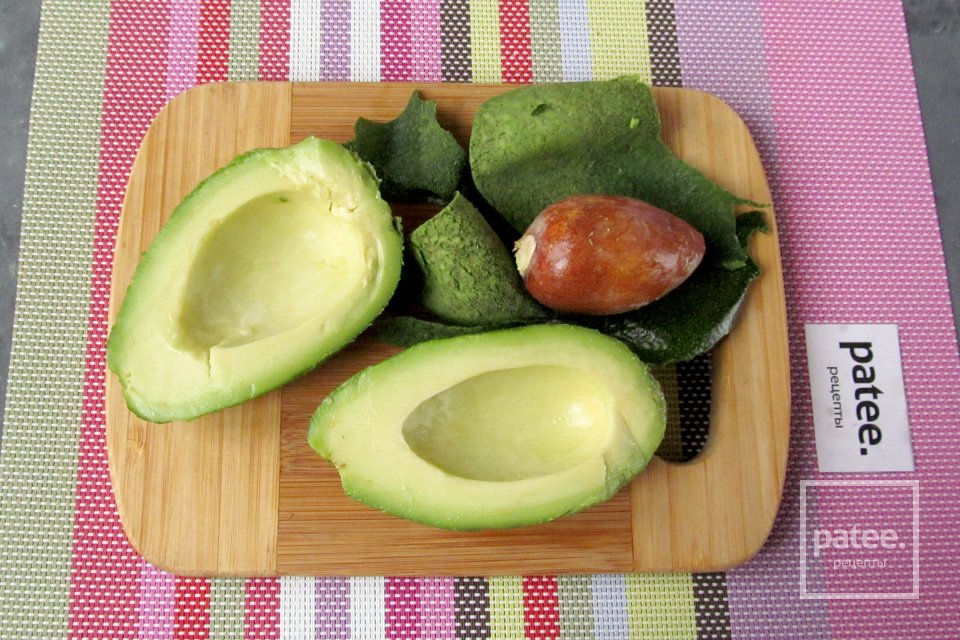 Салат с сёмгой, авокадо и рисом - Шаг 4