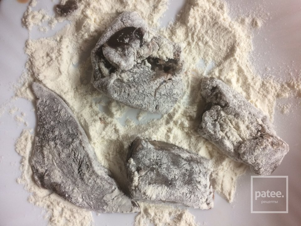 Тёплый салат с бараньей печенью и бальзамической заправкой. - Шаг 6