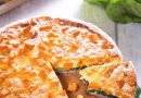 Открытый пирок ( киш ) с тыквой и шпинатом