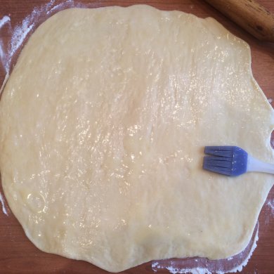 Синнабоны с корицей и сыром маскарпоне на коньяке - Шаг 16