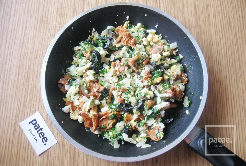 Куриные зразы с лисичками - Шаг 15