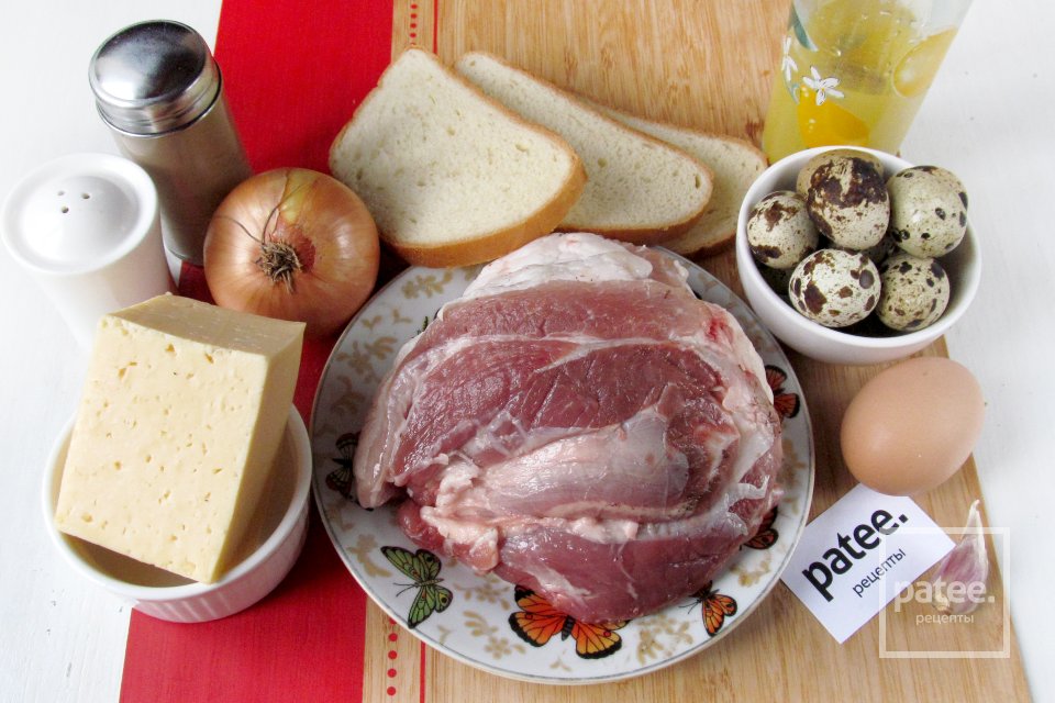 Мясные гнёзда с сыром и перепелиными яйцами - Шаг 1