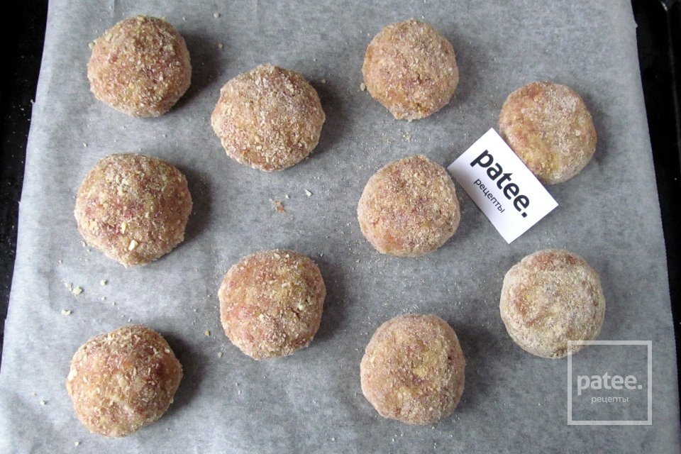 Мясные гнёзда с сыром и перепелиными яйцами - Шаг 10