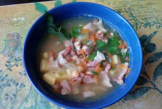 Суп с нутом и копченостями