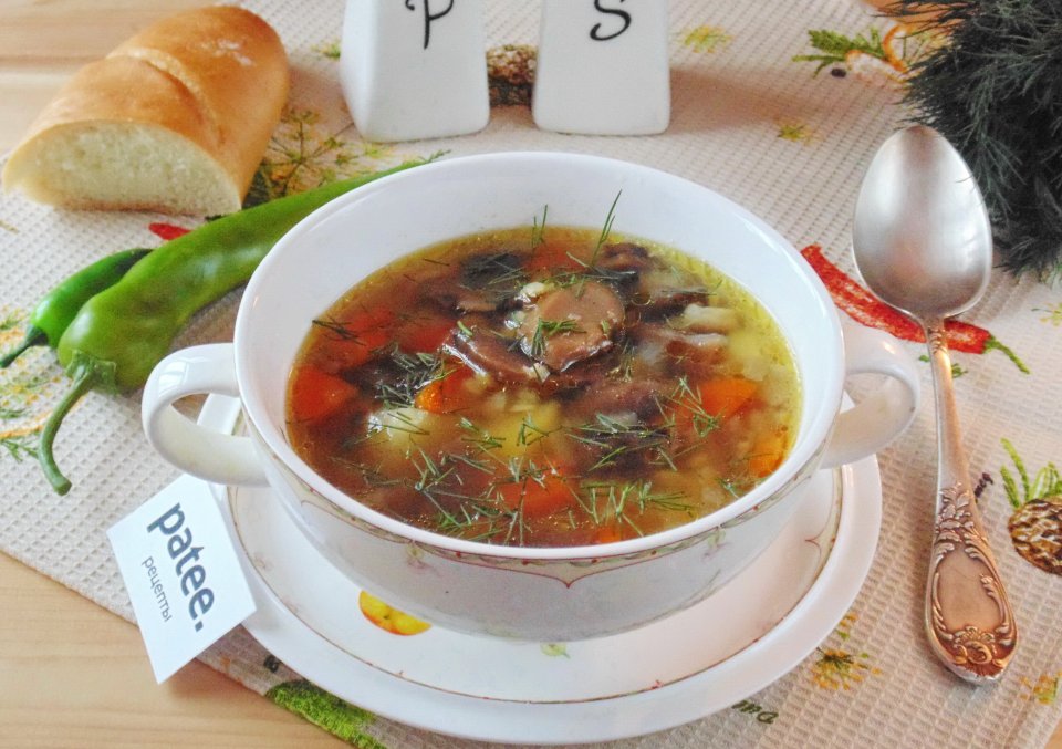 Суп с грибами и красной чечевицей