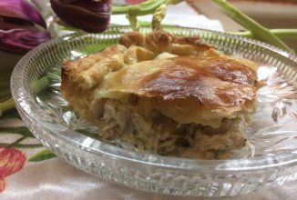 Рыбный пирог на слоёном тесте.