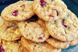 Овсяное печенье с апельсином и клюквой