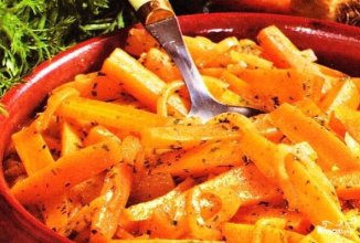 Морковь со свининой