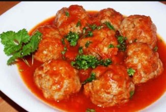 Свиные тефтели в томатном соусе