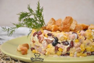 САЛАТ С ЧЕСНОЧНЫМИ СУХАРИКА 🙈