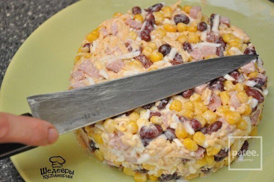 САЛАТ С ЧЕСНОЧНЫМИ СУХАРИКА 🙈 - Шаг 5