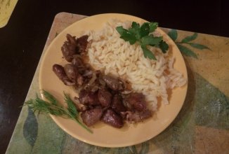 Жареные куриные сердечки