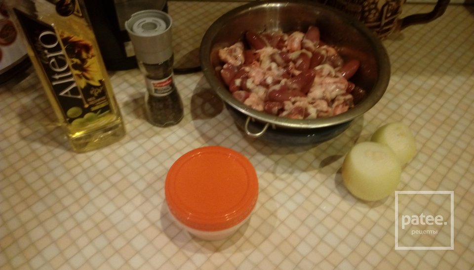 Жареные куриные сердечки - Шаг 1