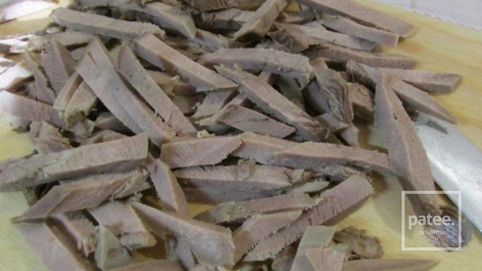 Пирог с грибами и свиным языком - Шаг 1